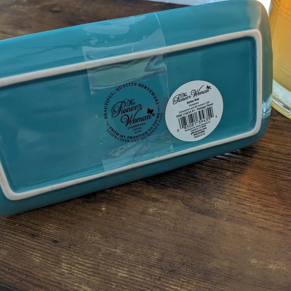 Pioneer Woman Butter Dish - Picture 2 of 2